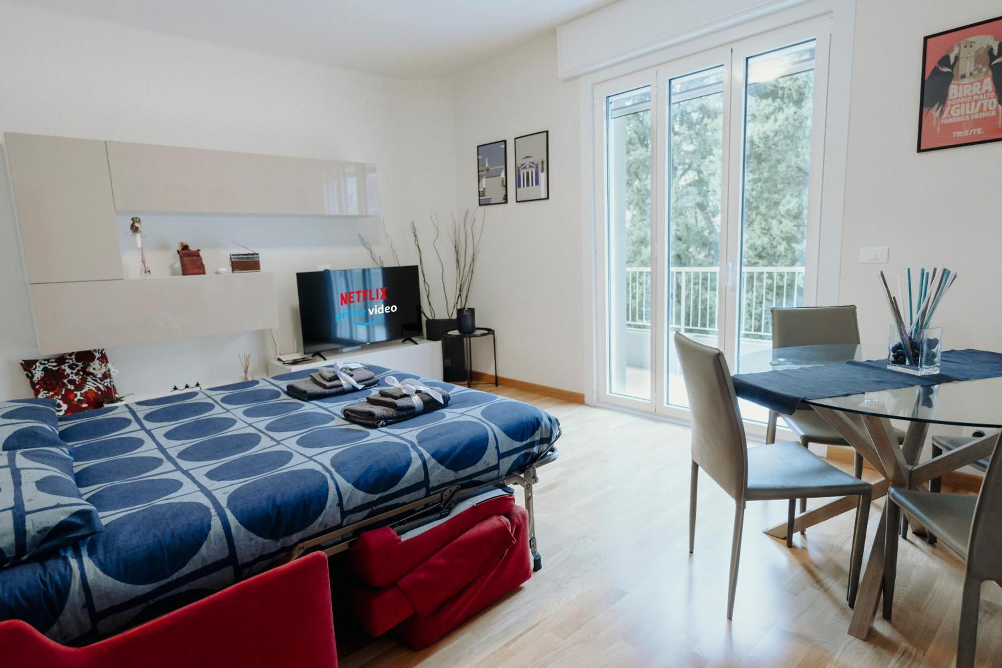 5Min Stazione Centrale Appartamento Con Terrazza Триест Екстериор снимка